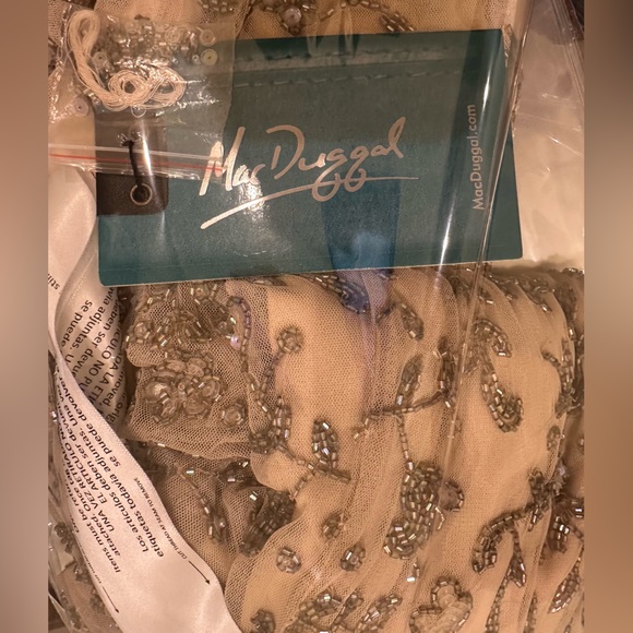 Mac Duggal 10812 Beaded Tea-Length Dress Sheer Sleeves Porcelain Size 6 NWT - Picture 11 of 11